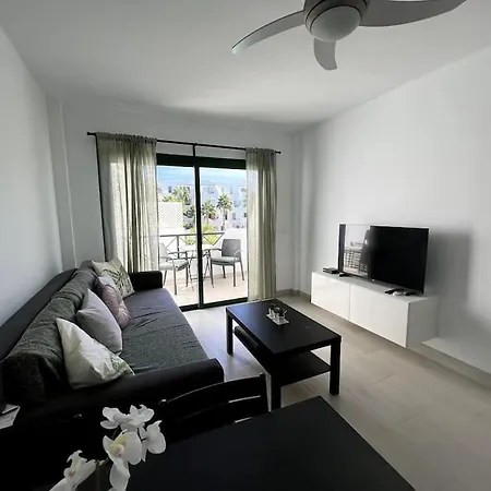 Casa Feliz - One Bedroom Central Apartment With Communal Pool Tias Exterior photo