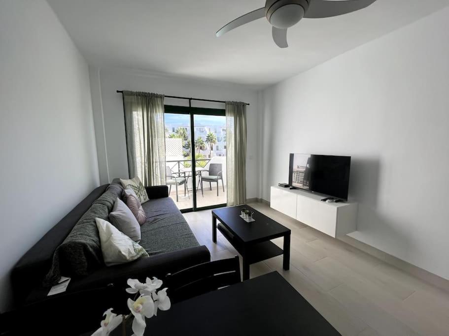 Apartament Casa Feliz - One Bedroom With Communal Pool Tías